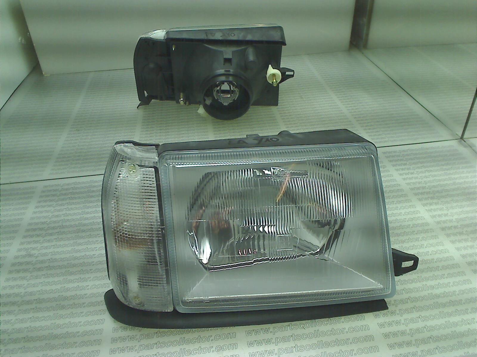 HEADLIGHT